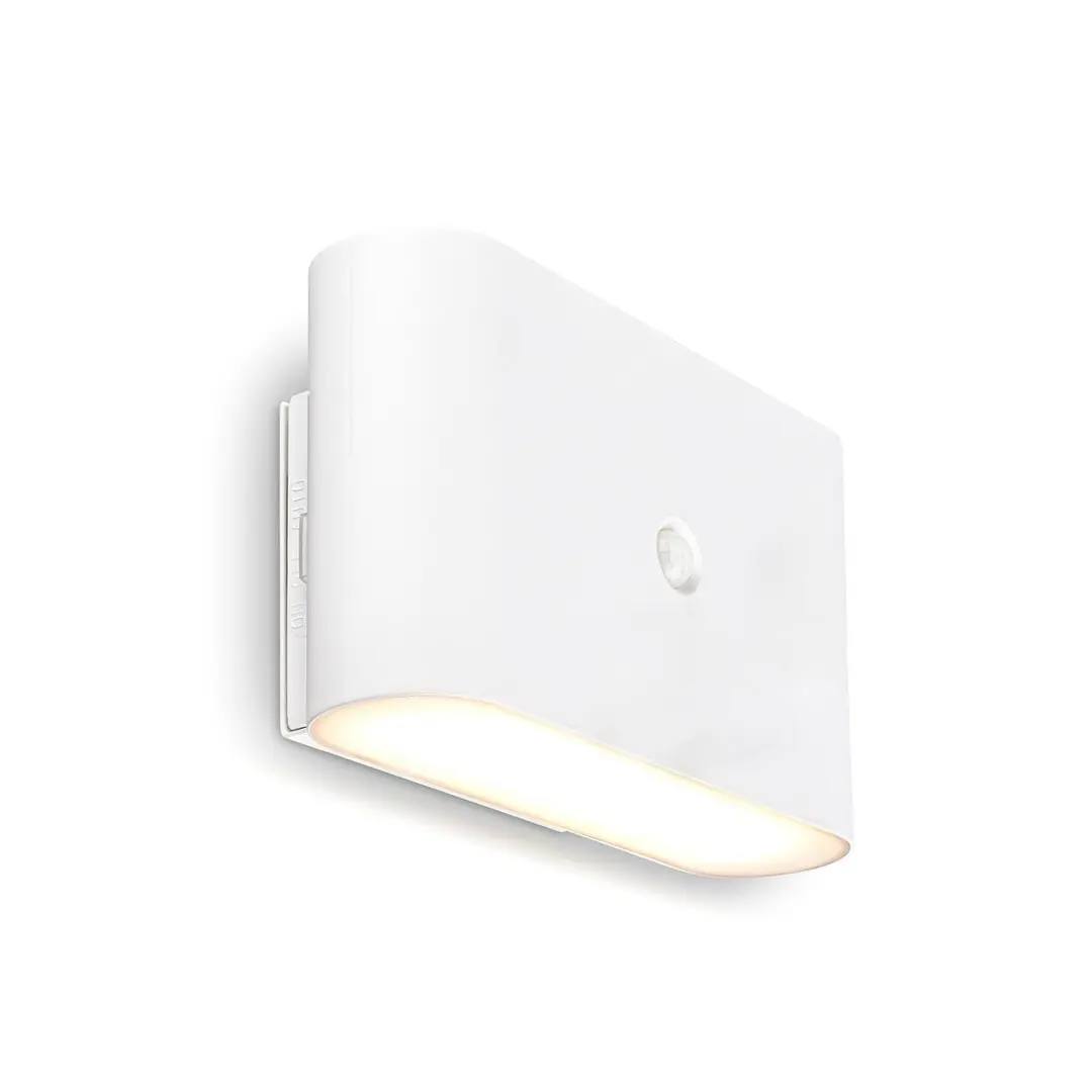 Briloner LED-Akku-Wandlampe Chat, weiß, 16 cm, Kunststoff, Sensor