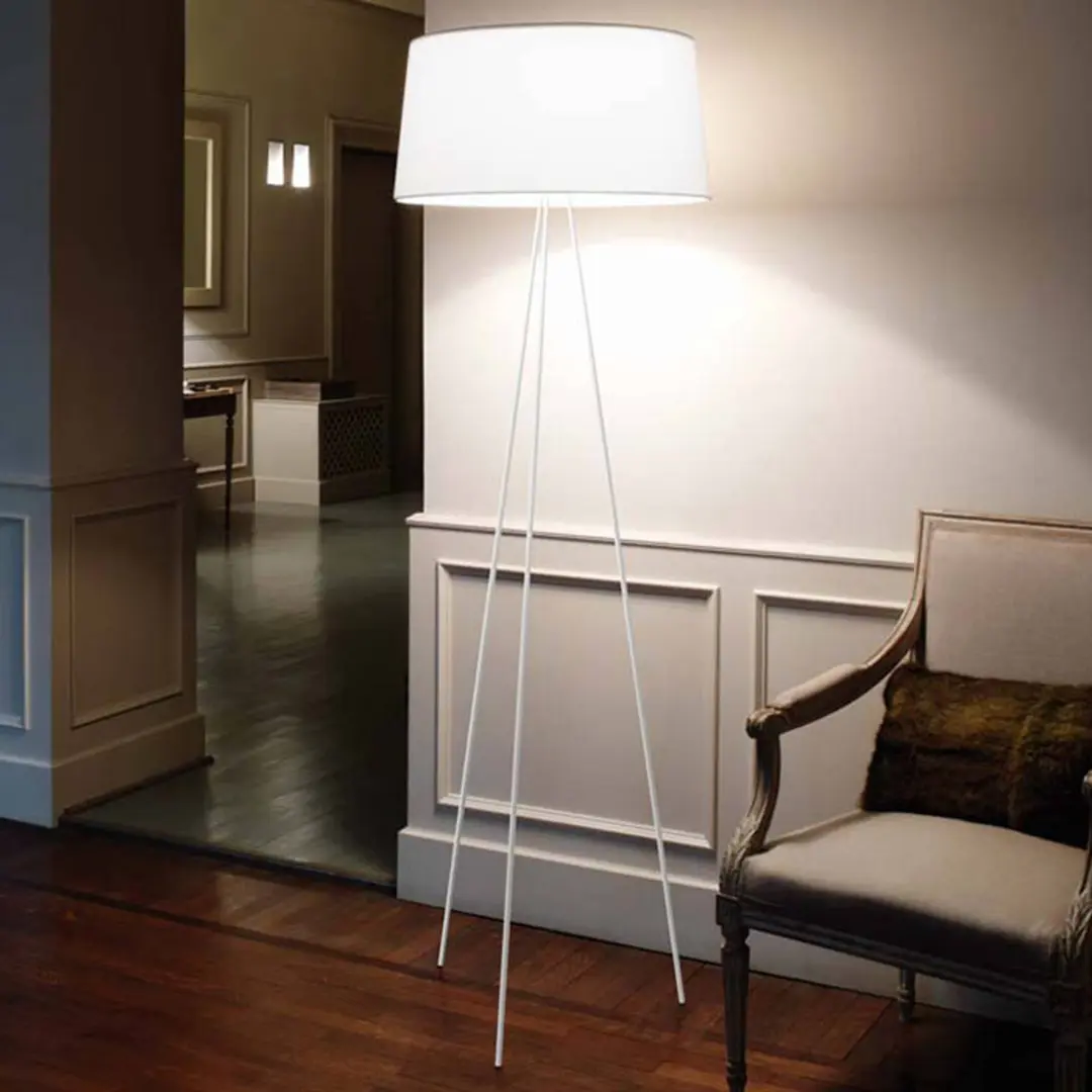 kdln Stehleuchte Tripod, weiß, Höhe 175 cm, Dimmer