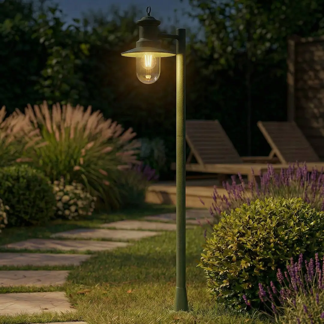 Lindby Wegeleuchte Eloretta, grün, 110 cm, Stahl, IP44, E27