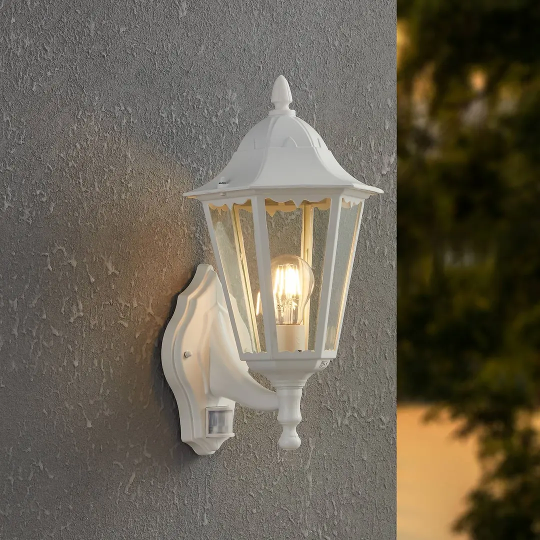 EGLO Außenwandlampe Navedo, weiß, Höhe 42 cm, Metall, Sensor