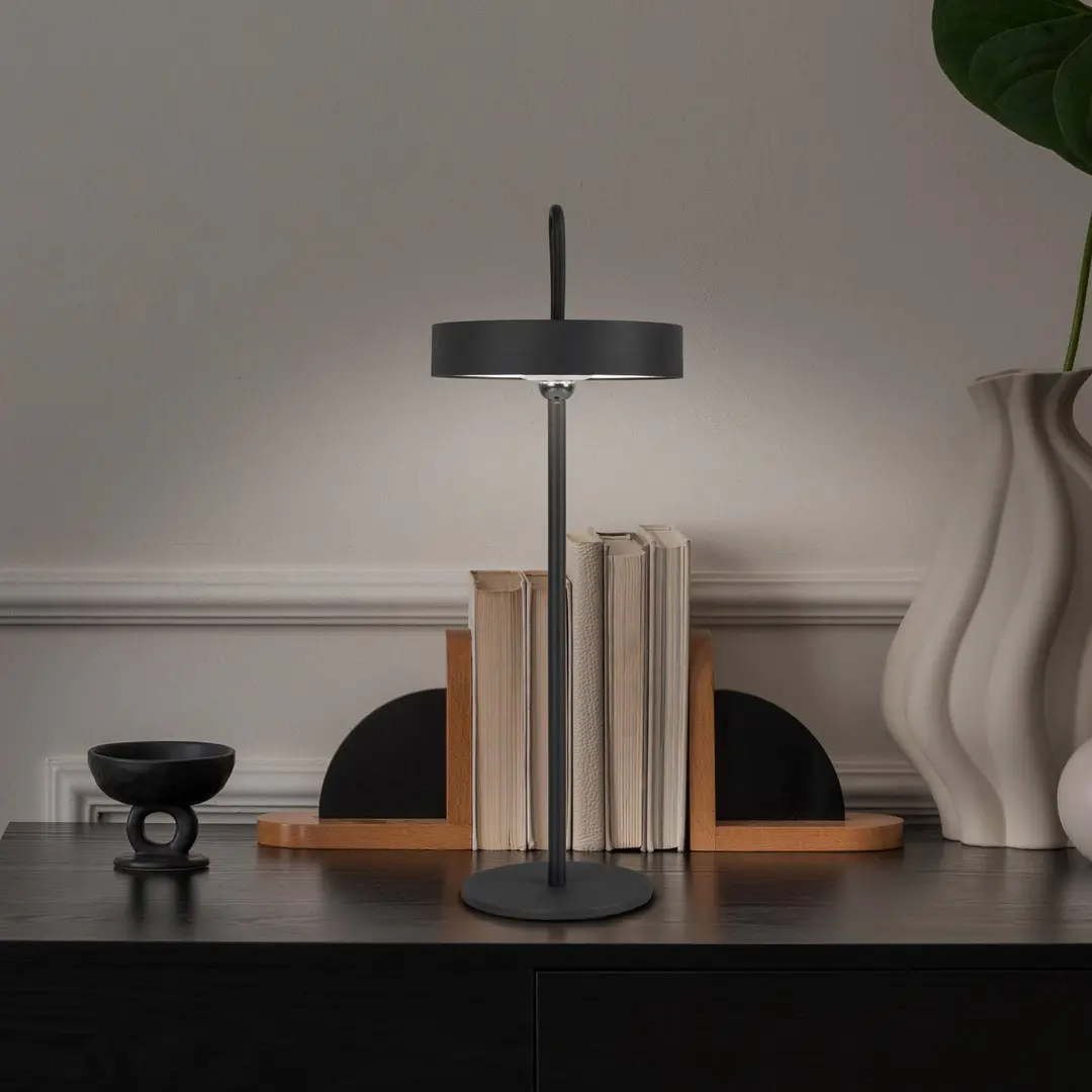Naeve Leuchten LED-Akku-Tischleuchte Ella, magnetisch, schwarz