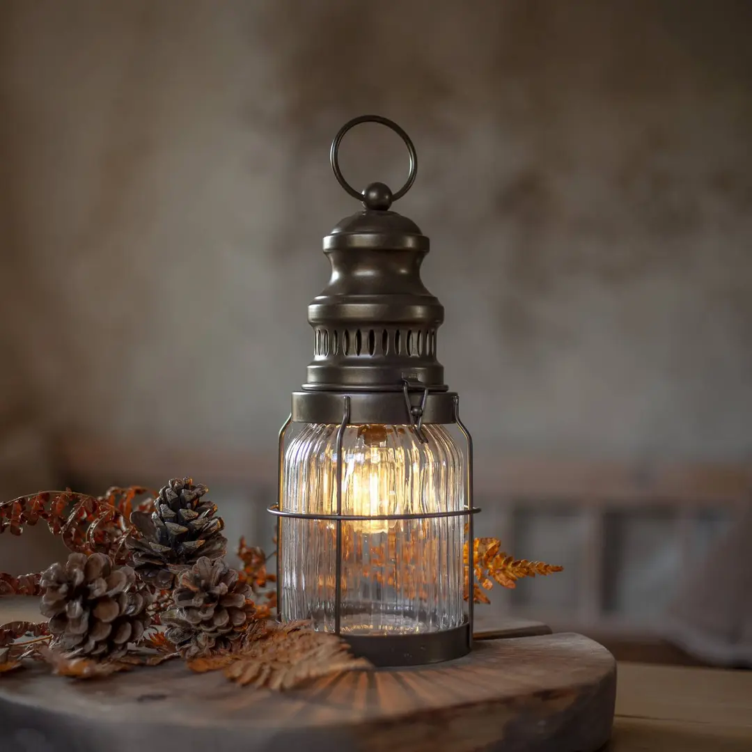 STAR TRADING LED-Laterne Aina, bronze, Höhe 28 cm, Metall/Glas