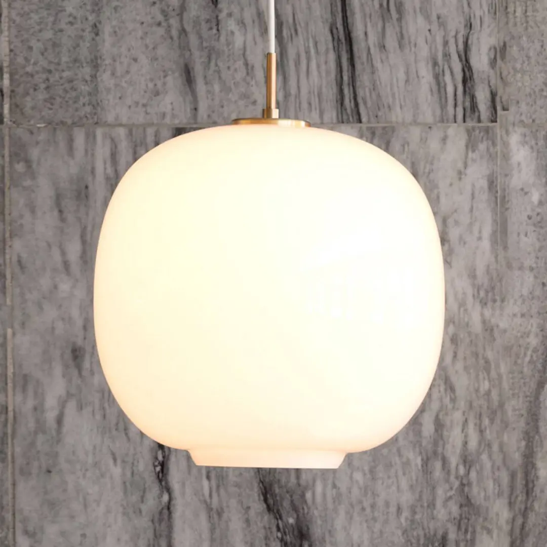 Louis Poulsen Hängeleuchte VL45 Radiohus, Ø 25 cm, weiß