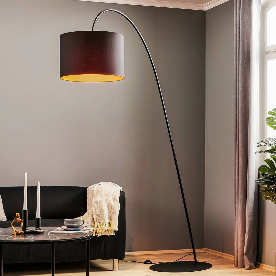 Nowodvorski Lighting Bogenleuchte Alice mit schwarz-goldenem Schirm