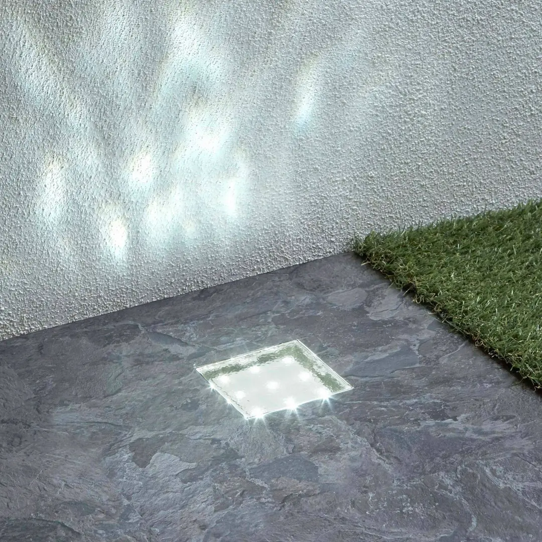 Searchlight LED-Bodeneinbauleuchte Walkover, IP68 8x8cm