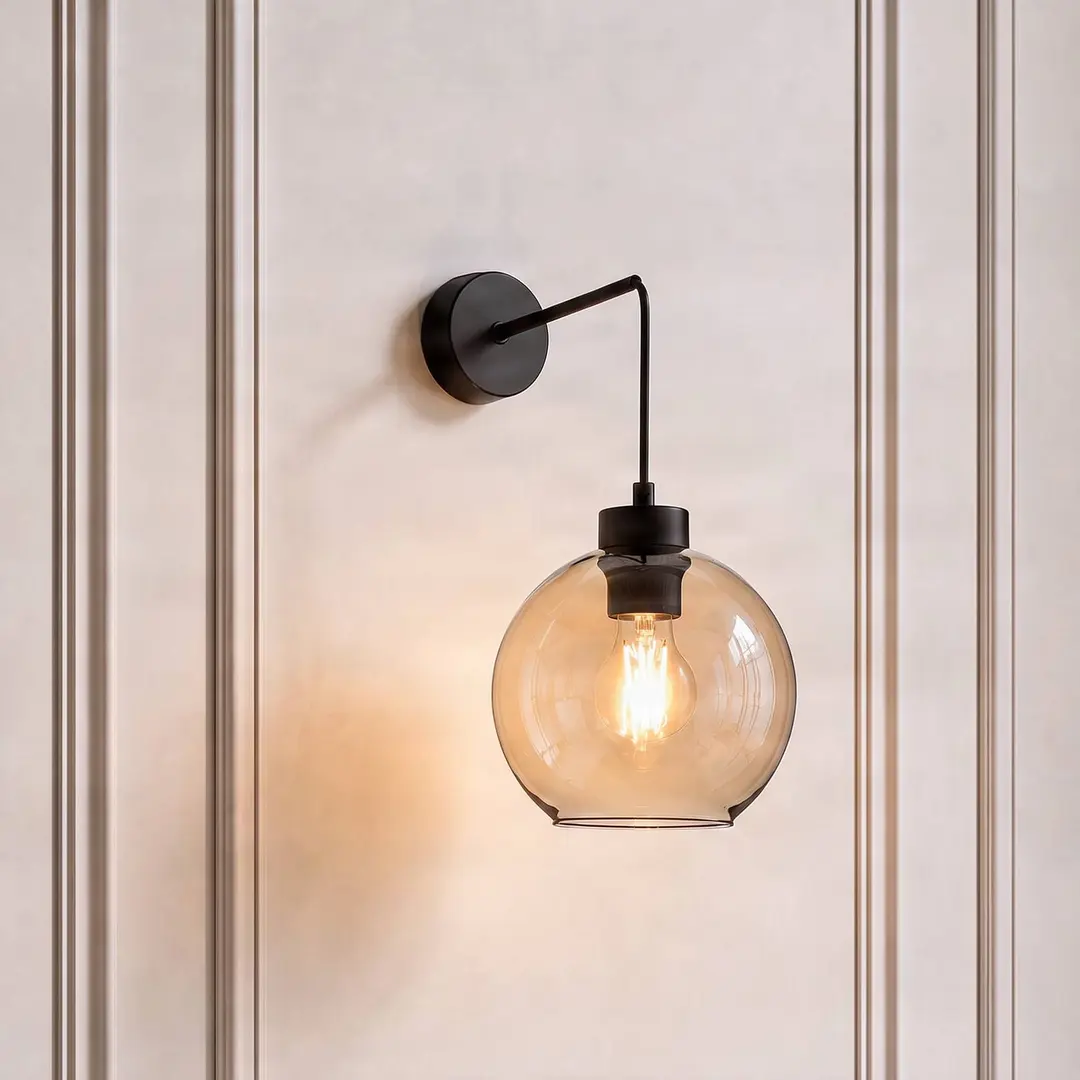 TK Lighting Wandleuchte Cubus, schwarz/bernstein, Glas, Ø 18 cm, E27