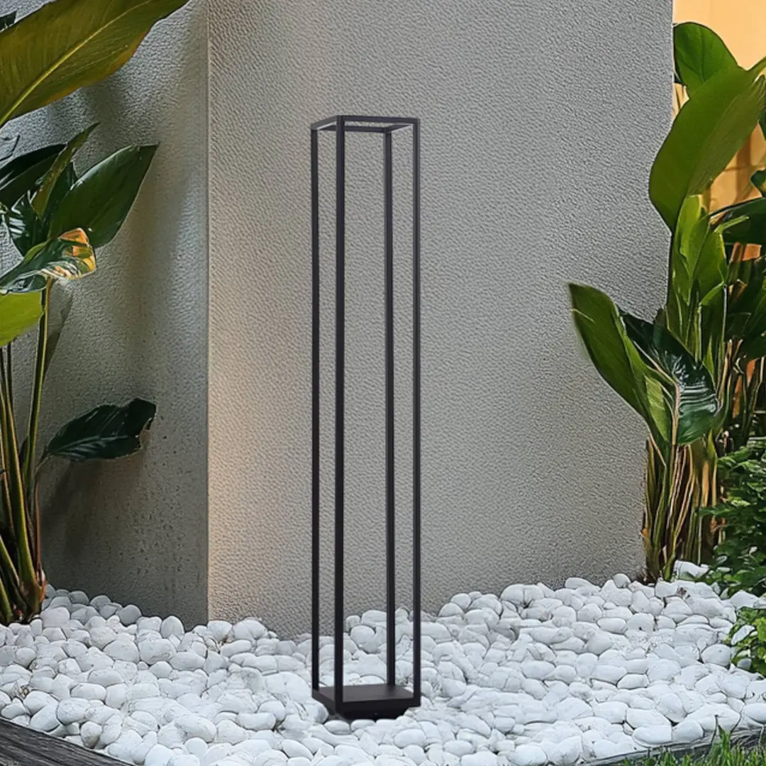 Lucande LED-Wegeleuchte Thorvid, Höhe 120 cm, schwarz