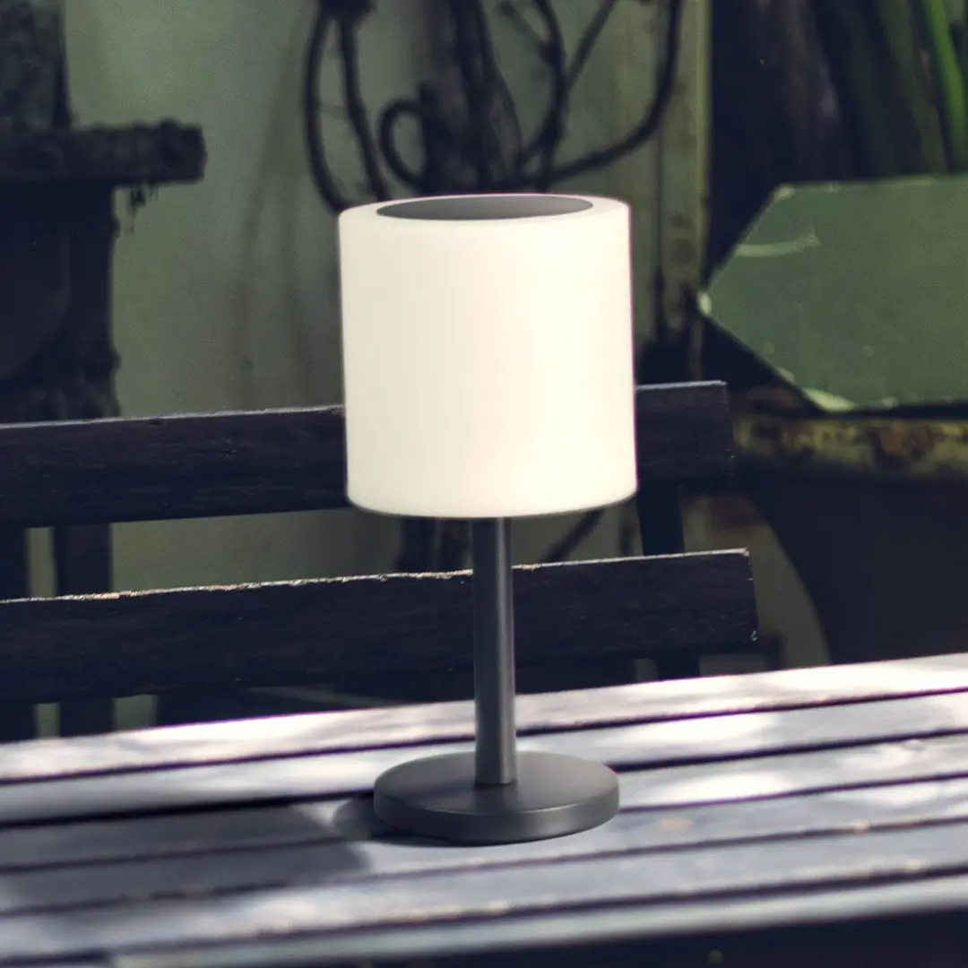 FH Lighting LED-Solar-Außentischleuchte Milano Pro, RGBW, Fernbedienung