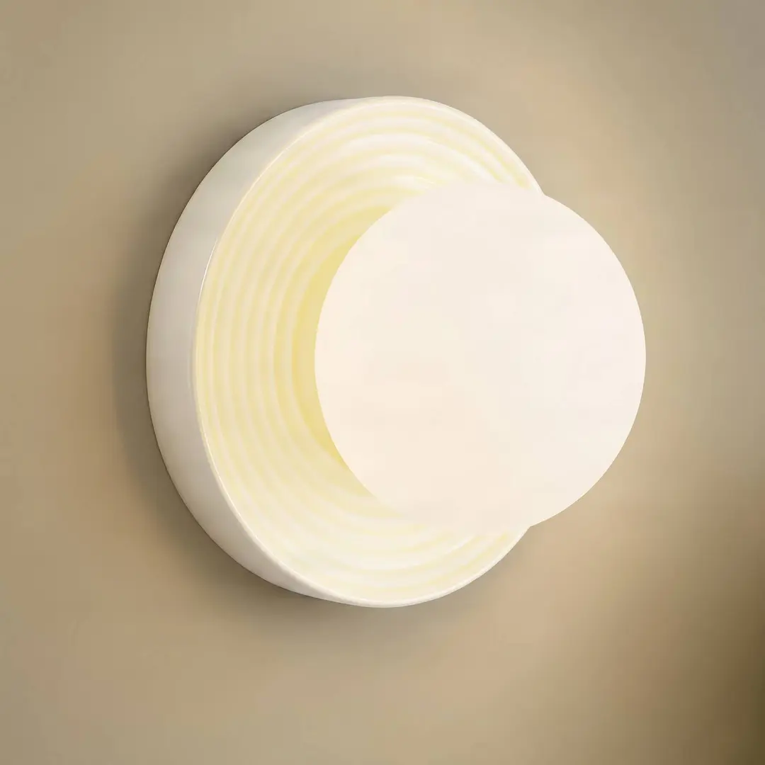 Lindby Wandleuchte Harriet, beige/weiß, Keramik, Ø 22 cm, G9