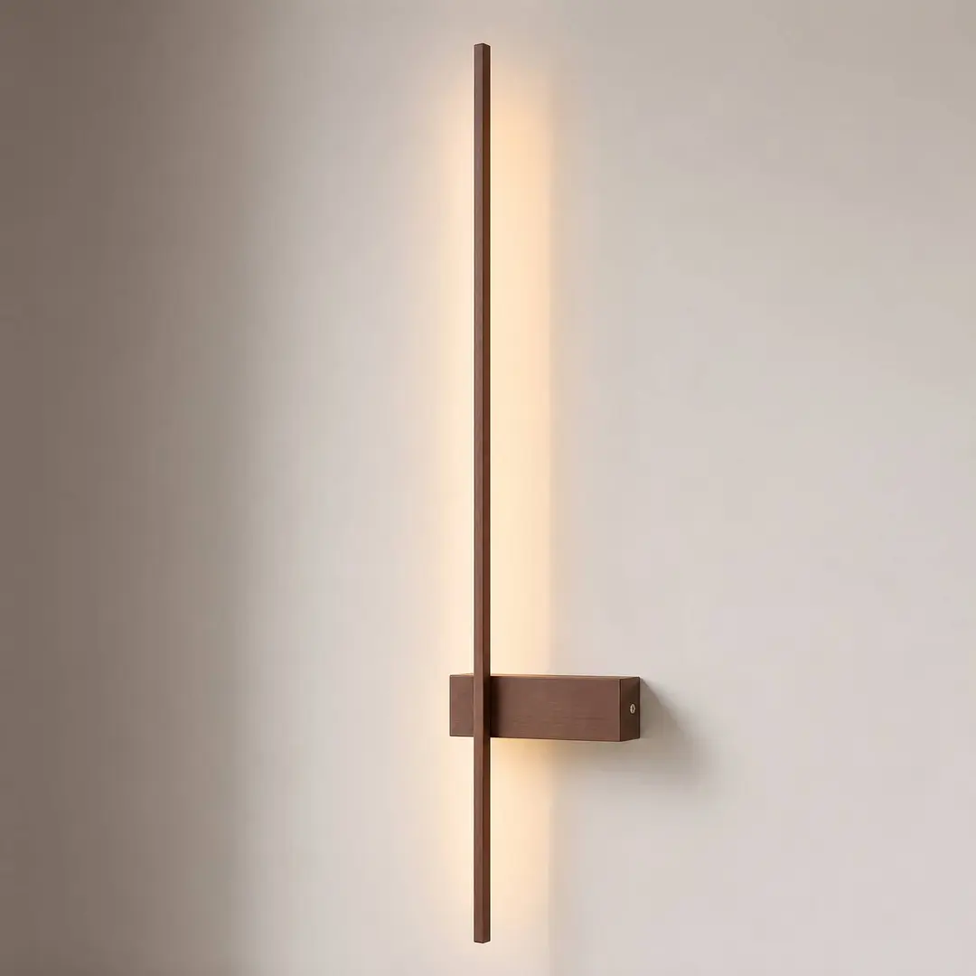 Lindby LED-Wandleuchte Natsumi, braun, Aluminium, 90 cm