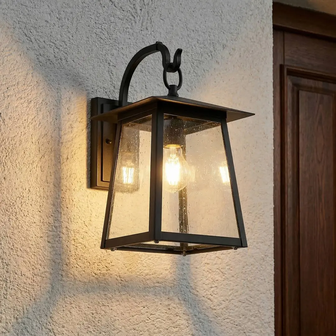 Lucande Außenwandleuchte Xavon, schwarz, Laterne, E27, IP44