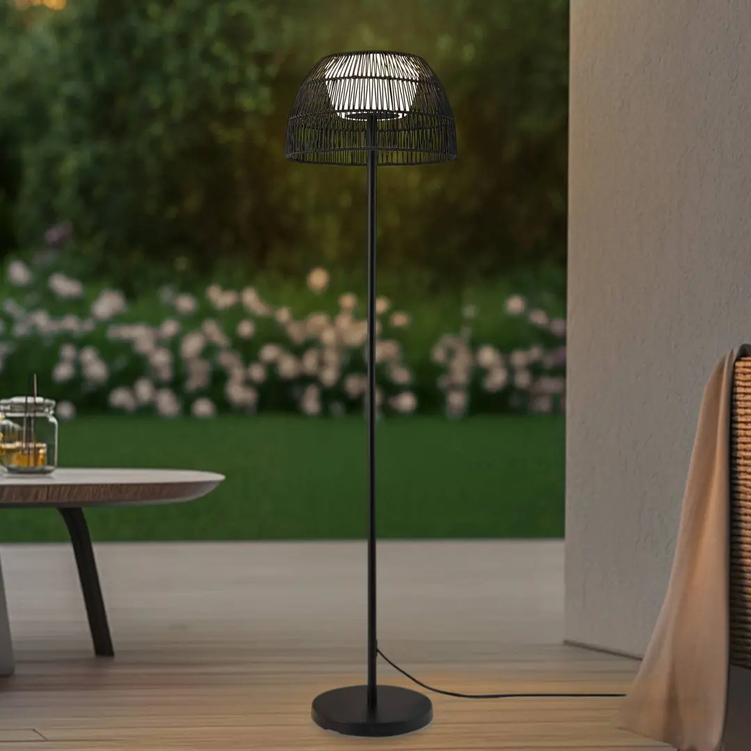 Lucande LED-Außenstehleuchte Heribio, schwarz, Eisen, 153 cm