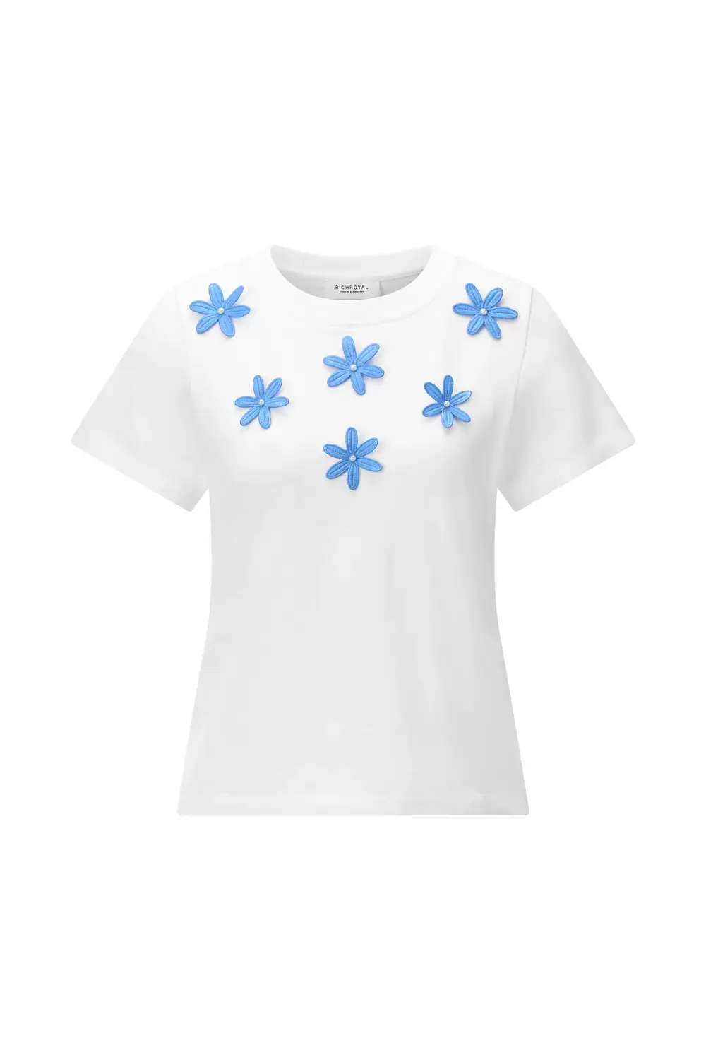 Rich & Royal T-Shirt with Flower Application, white