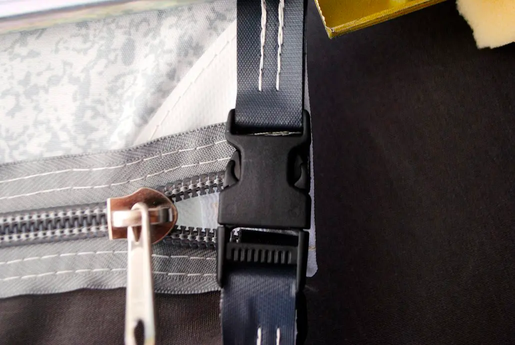 Walker Patio Sonnenvordach WS-4 Umlaufmaß 826 - 855 cm